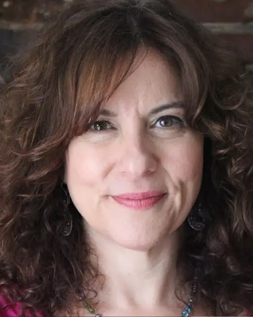 Deidre Diamond